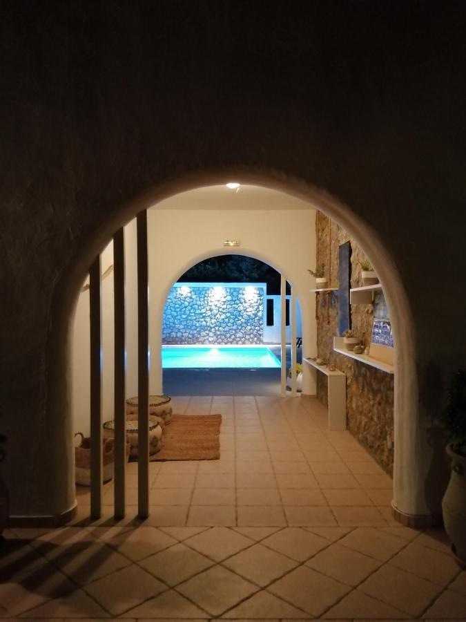 Mouras Resort Livadi  Buitenkant foto