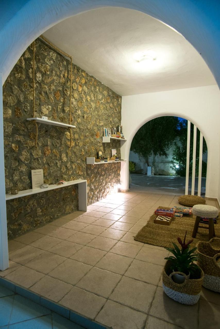 Mouras Resort Livadi  Buitenkant foto